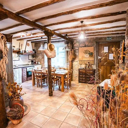Chalet Casa Rural La Luciernaga *