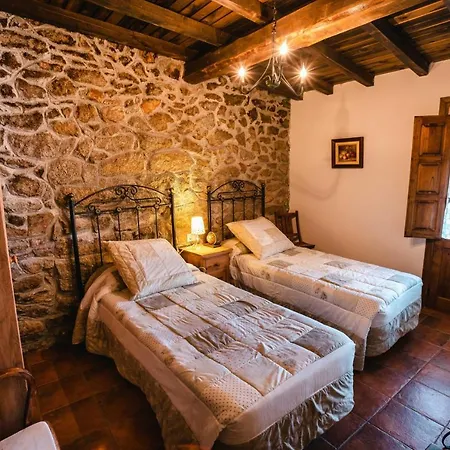 Chalet Casa Rural La Luciernaga *